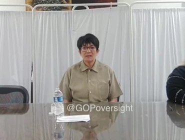 Expareja de Jeffrey Epstein se negó a responder preguntas en una audiencia del Congreso de EE.UU.