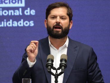 Presidente Boric cuestiona a Kast y acusa que la UDI está "impidiendo aprobar sala cuna para las mujeres de Chile"