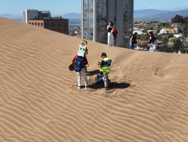 Requisan tablas de sandboard en el Campo Dunar de Concón tras patrullajes aéreos y terrestres