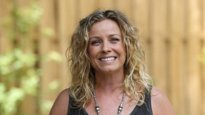 Claudia Conserva vuelve a las teleseries tras 27 años y remece Canal 13 con inesperado giro