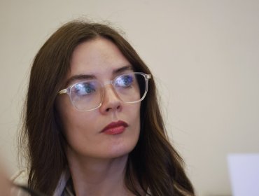 UDI exige a Vallejo asumir "responsabilidad" tras informe de Contraloría sobre megaincendio y acusan que "usó la tragedia y luego arrancó"