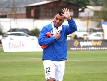 Esteban Paredes asumiría un nuevo desafío en el fútbol chileno: debutaría como DT en S. Morning