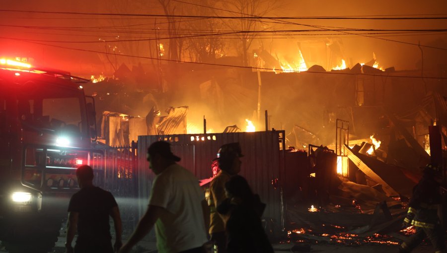 Alcalde de Penco acusa a Senapred de no ordenar evacuación por megaincendio que dejó 20 muertos