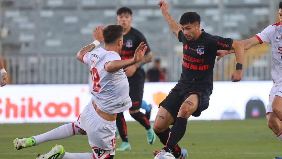 Colo-Colo empató sin goles ante U. Española en la Noche Alba Solidaria en el estadio Monumental