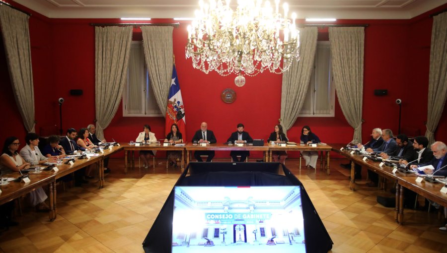 Presidente Boric insiste en aprobar proyectos de Sala Cuna y fin al CAE antes del cierre de su Gobierno