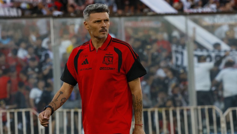 Fernando Ortiz desdramatiza rol de "segundo DT" de Arturo Vidal en Colo-Colo: "No veo nada de malo"