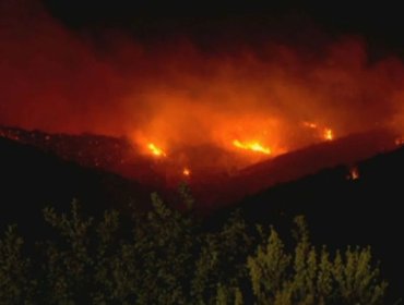 Municipalidad de Concón dispuso de la escuela Puente Colmo como albergue en caso de que vecinos sea vean afectados por incendio