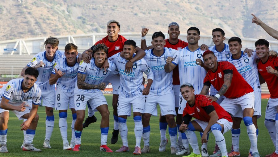 Huachipato aplastó a un Everton que sigue sin levantar cabeza en la Liga de Primera