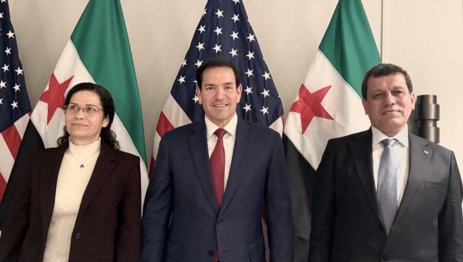 EE.UU. media en negociaciones entre Damasco y fuerzas kurdas tras caída de Al Assad