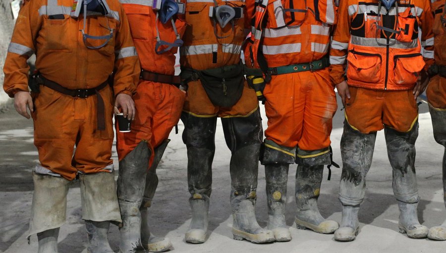 Abogado de víctimas de tragedia en mina El Teniente no descarta ampliar querella