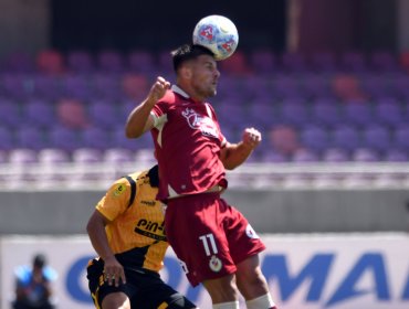 Coquimbo Unido se quedó con un polémico clásico ante La Serena y sigue firme en la cima