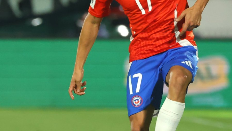 Con Suazo de titular, Sevilla rescató un sufrido empate ante Alavés