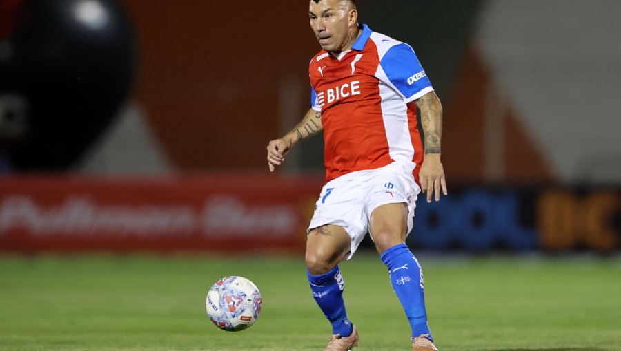 Gary Medel golpea la mesa tras caída de la UC: “No nos sirve jugar un partido bien y otro mal”