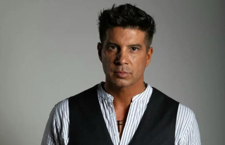 Mario Velasco revela su nuevo romance y conquista las redes con primera foto oficial