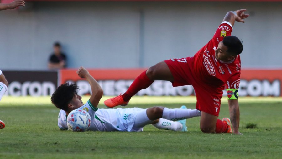A Ñublense le bastó el gol de Ignacio Tapia para derrotar a Audax Italiano