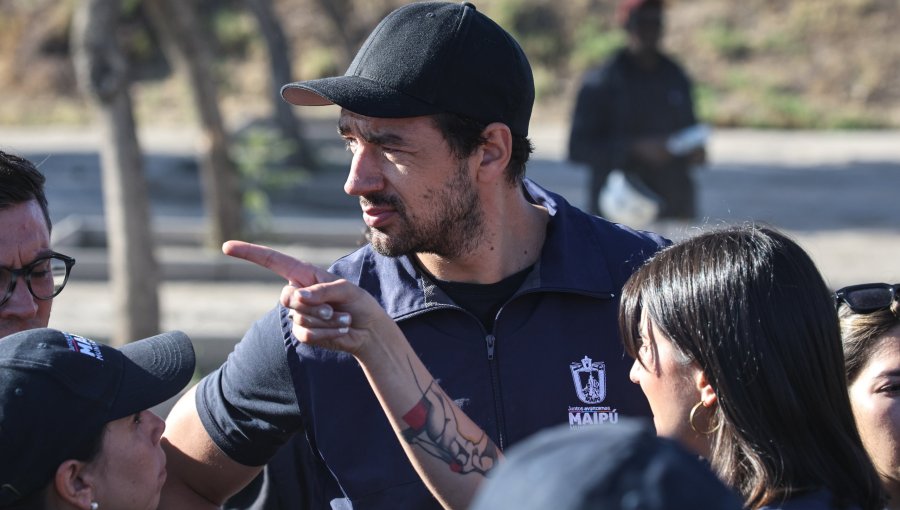 Alcalde Vodanovic por desalojo del campamento Santa Marta: "Se ha ofrecido alternativa de traslado transitorio"