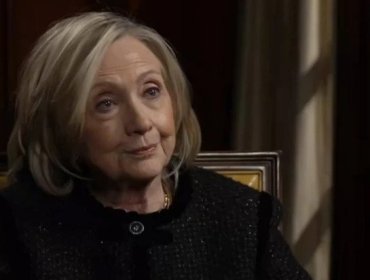 Hillary Clinton acusa al gobierno de Donald Trump de ocultar información de los archivos de Jeffrey Epstein