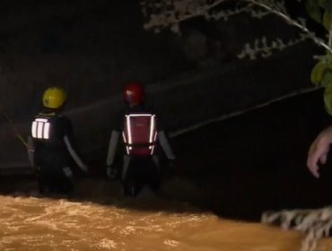 Hombre muere ahogado tras caer en camión al canal San Carlos en La Florida