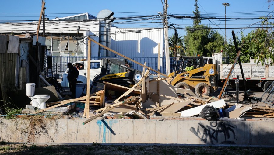 Delegado Durán evalúa desalojo de toma Santa Rosa en Maipú y anuncia otros en la región Metropolitana