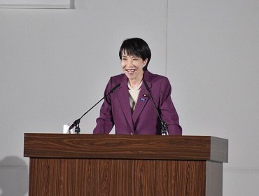 Sanae Takaichi es reelegida como primera ministra de Japón tras aplastante victoria