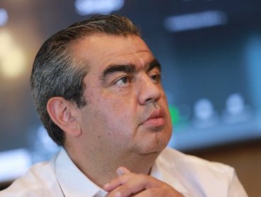 Abogado de Claudio Orrego acusa que Fiscalía de Antofagasta “inventó un caso” contra el gobernador