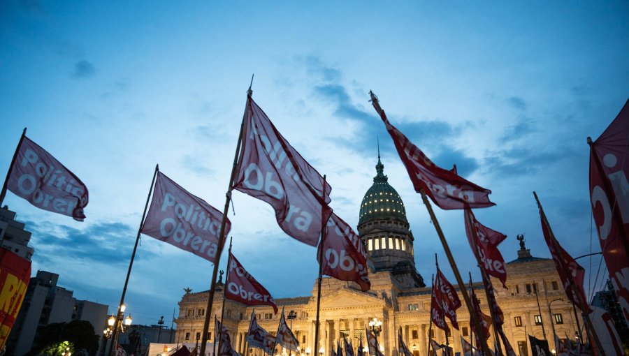 Confederación General del Trabajo inicia huelga de 24 horas contra reforma laboral de Javier Milei