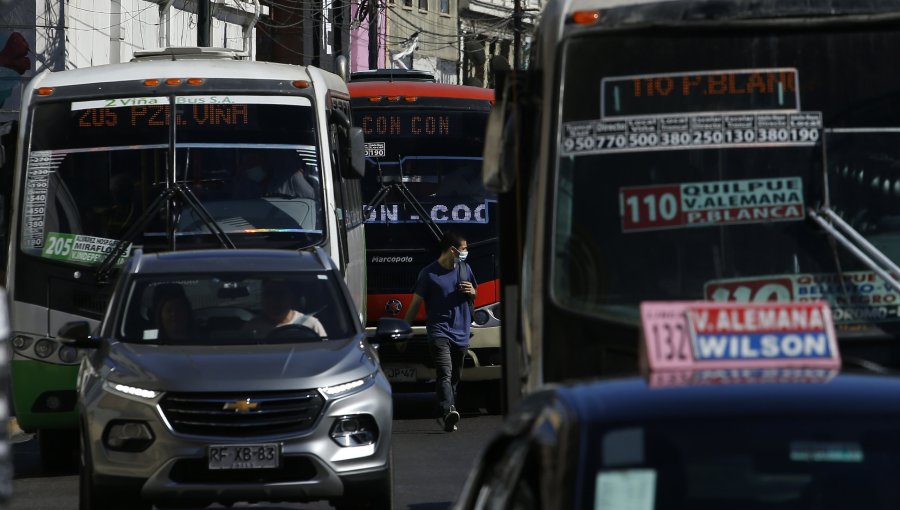 Dirigente de choferes de Quilpué y Villa Alemana culpa a Reinaldo Sánchez de la crisis del transporte y apunta a histórico Óscar Cantero como su vocero