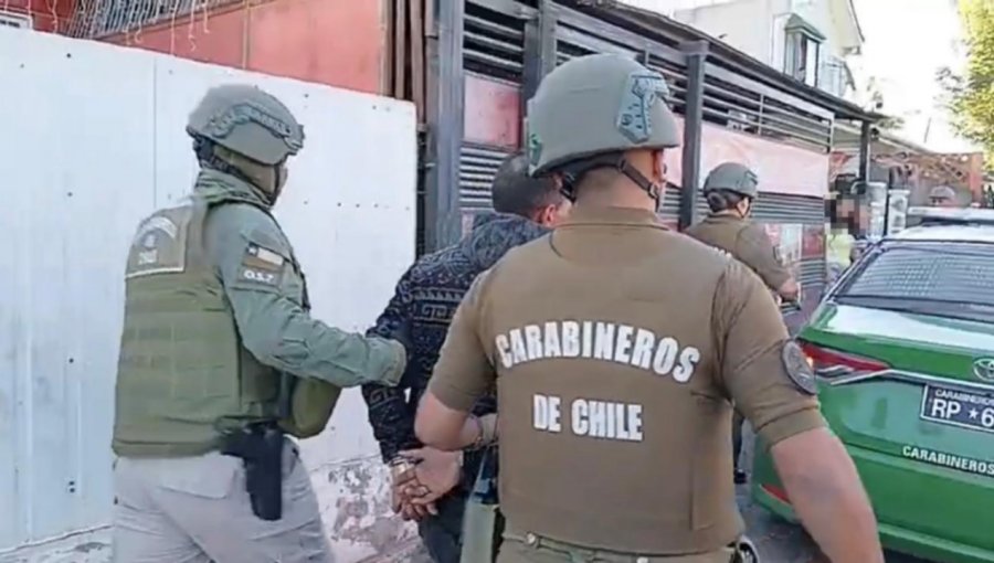 Tres personas con amplio prontuario policial fueron detenidas en la población La Campiña de San Antonio