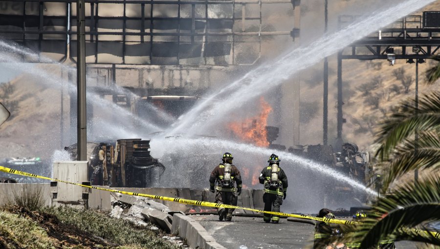 Fiscalía indaga la presunta responsabilidad del conductor de camión tras fatal explosión en Renca: apunta a exceso de velocidad
