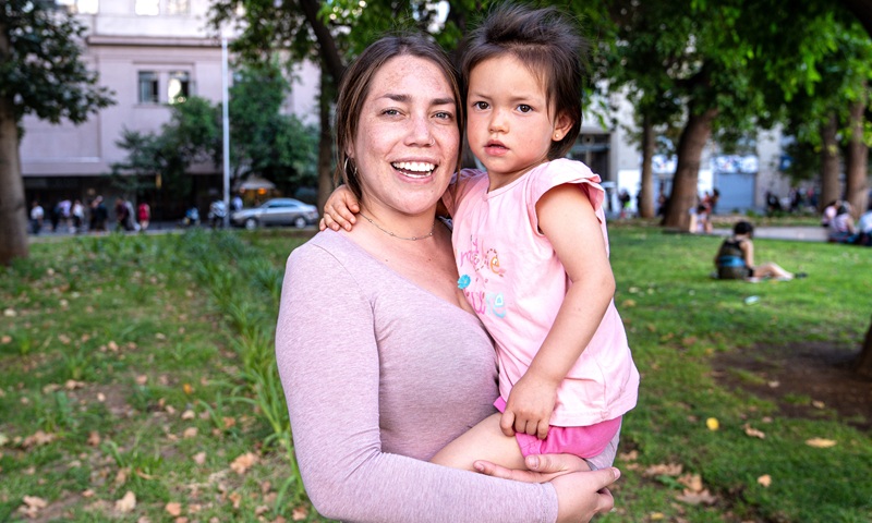 Entra en vigencia la ley “Yo Cuido, Yo Estudio” para estudiantes embarazadas, madres, padres o cuidadores de menores