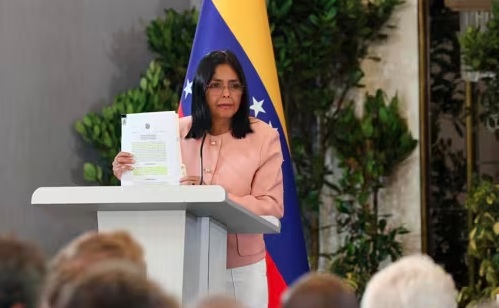 Venezuela rechaza prórroga de EE.UU. que la mantiene como “emergencia nacional”