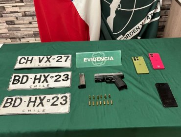 Carabineros captura a dos sujetos armados luego de robo con intimidación en Santiago