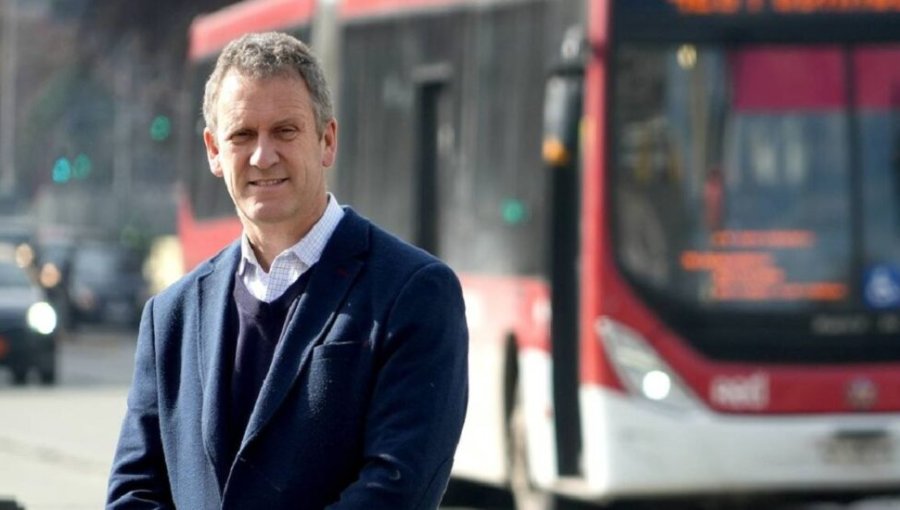 Ministro Juan Carlos Muñoz revela que embajador de EE.UU. advirtió posibles sanciones por cable con China