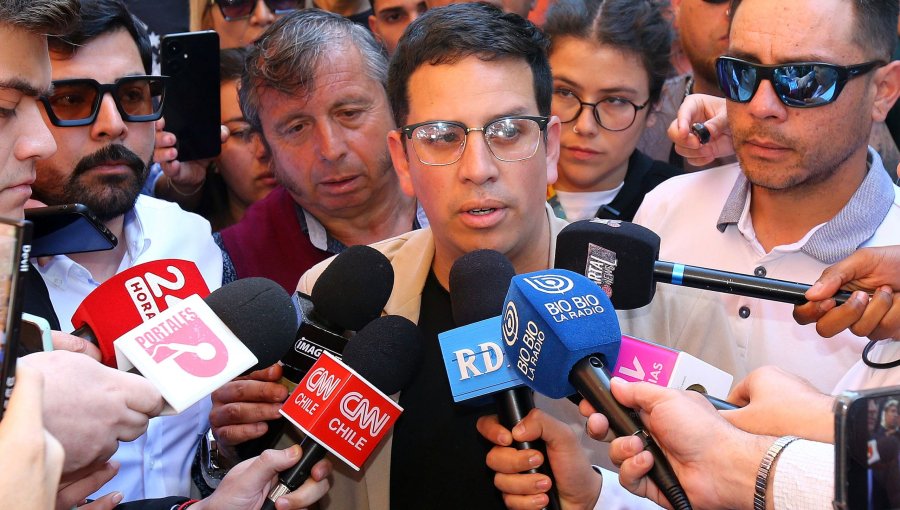 Alcalde Toledo defiende desalojo de ambulantes en Puente Alto: “Nadie está por sobre la ley”