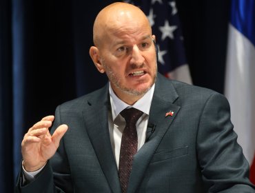 EE.UU. endurece tono con Chile y advierte revisión de acuerdos por cable con China