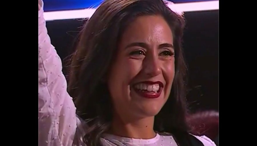 Macarena Ripamonti recibe aclamado aplauso en la noche juvenil de Viña 2026