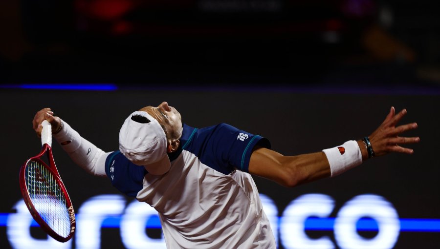 Tabilo se quedó con el duelo de nacionales y eliminó a Barrios del Chile Open