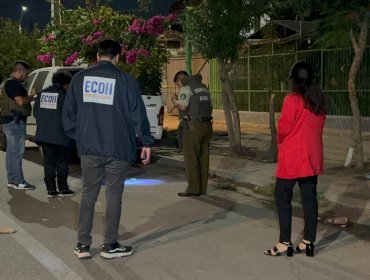 Adolescente de 17 años resulta herido tras ataque a balazos en una plaza de Cerrillos