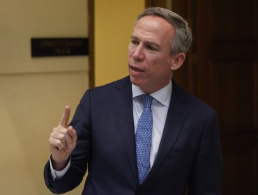 UDI anuncia comisión investigadora por proyecto de cable submarino entre Chile y China