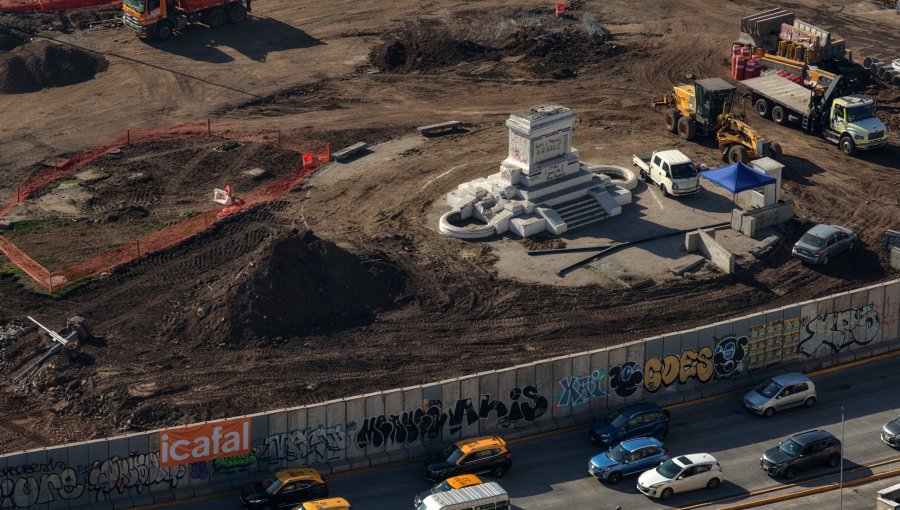 Iván Poduje respalda el regreso de estatua del General Baquedano a Plaza Italia: "Que no se apure por razones políticas"