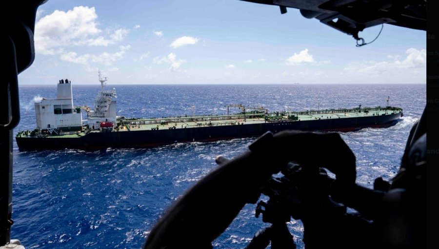 EE.UU. intercepta tercer petrolero en el Índico por violar veto al crudo del Caribe