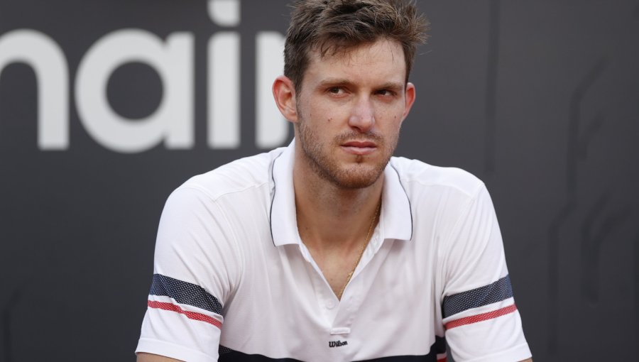 Nicolás Jarry disparó contra la ATP tras caer en Santiago: "No me cabe en la cabeza que el jefe sea una máquina"