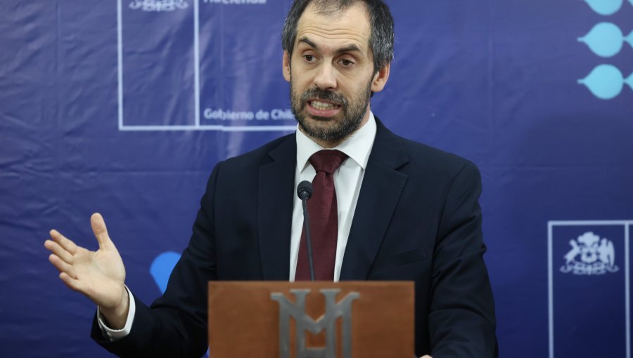 Ministro Grau defiende gestión ante críticas por déficit y asegura que advertencias del CFA fueron consideradas