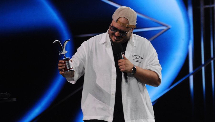 Esteban Düch hace reír al “Monstruo” y conquista Gaviota de Oro y Plata en Viña 2026: invitó a Rodrigo Salinas al escenario