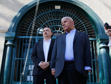 Escaparon disfrazados de gendarmes: Fiscalía indaga inédita fuga desde la ex Penitenciaría de Santiago