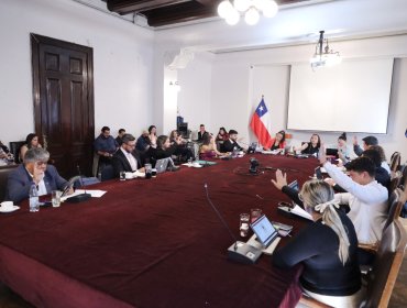 Aprueban propuesta de adjudicación de suministro de reparaciones de emergencia y mantención vial en Valparaíso