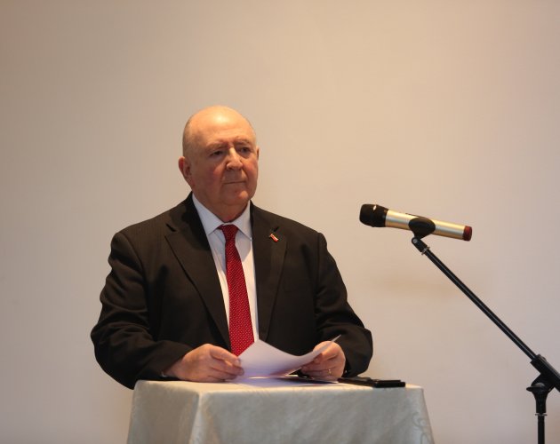 Ex embajador de Chile en China critica al Gobierno por falta de “prudencia” en caso del cable