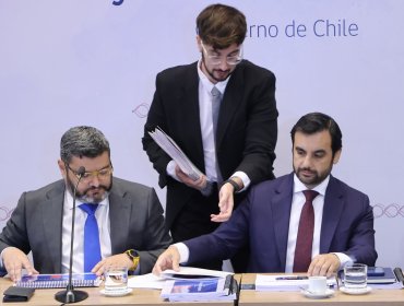 Tras fuga en la ex Penitenciaría, ministro Gajardo acude a Fiscalía y advierte: “No descartamos corrupción''