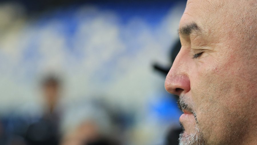 Patricio Almendra hace oídos sordos a los cuestionamientos por el mal inicio de Deportes Concepción