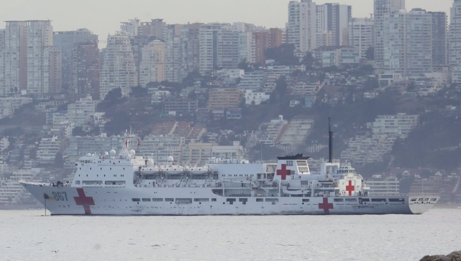 Valparaíso niega autorización a buque hospital chino para realizar operativo médico en la bahía